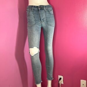 Free People skinny distressed jeans blue size 27